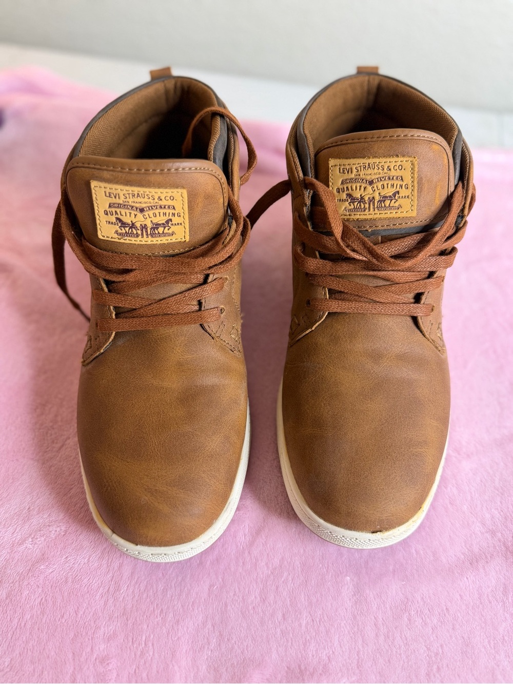 Levi's Men's Tan Brown Chukka Boots
